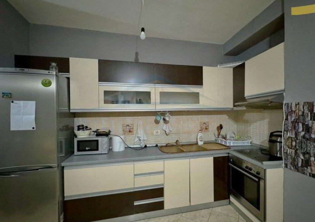 Shitet, Apartament 1+1 – Unaza e Re (pranë Nela 5)