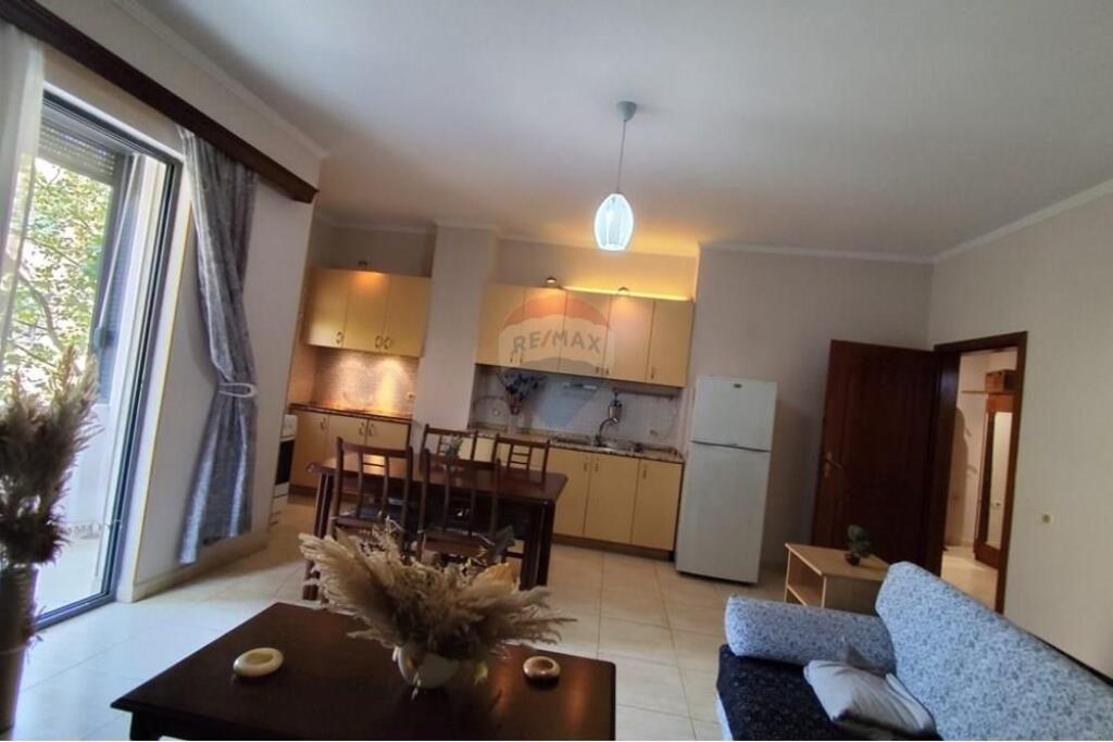 Apartament - Për Shitje - Rruga Ali Demi, Tiranë (ID: 530551001-145)