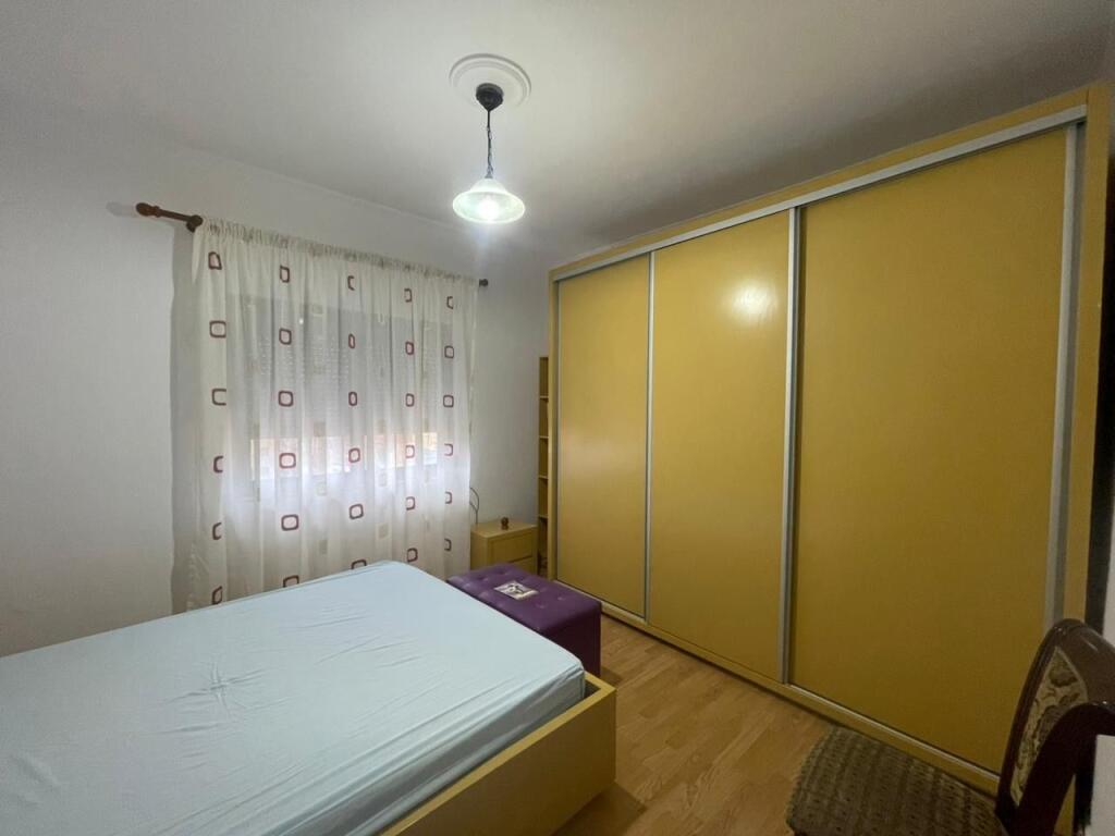 Jepet me qera apartament 2+1 ne Don Bosko.
