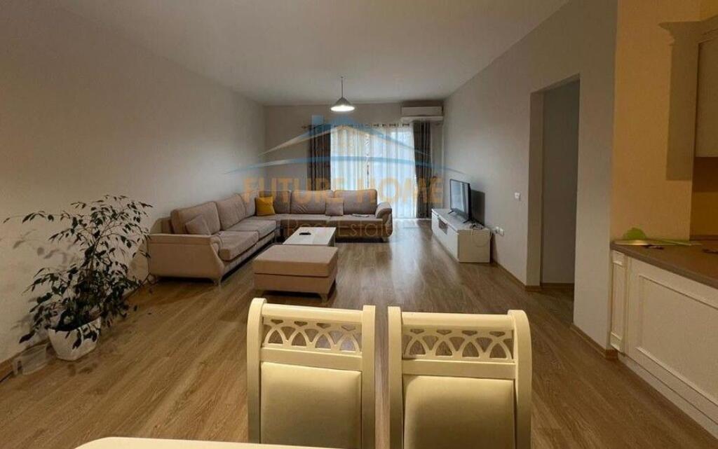 Qira, Apartament 2+1, Kopeshti Zoologjik