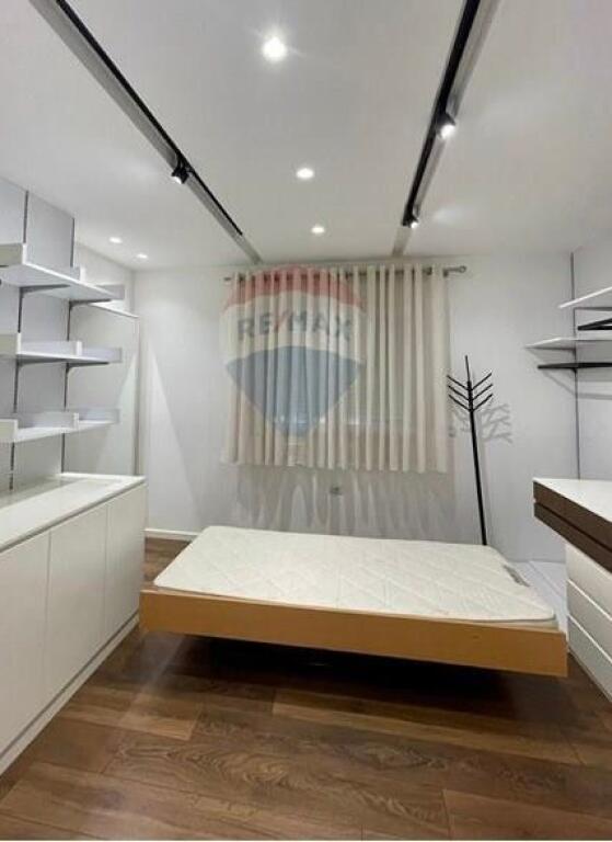 Apartament 2+1 me post Parkimi tek kompleksi Panorama