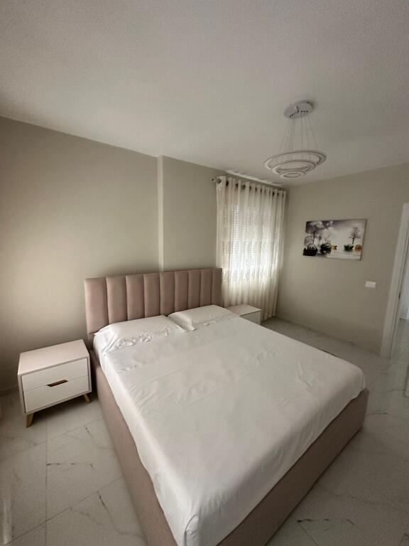 Apartament 1+1 me Qera, 21 Dhjetori