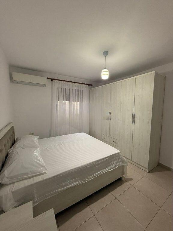 Jepet me qira apartament 2+1 ne zonen e Oxhakut !!! 450 € /Muaj