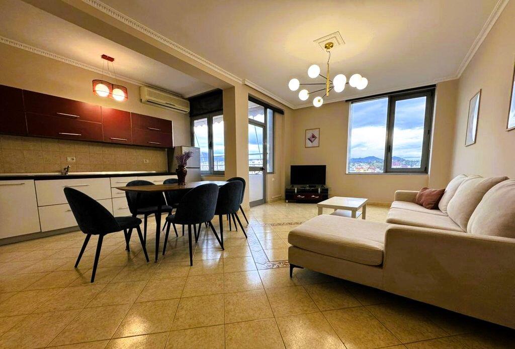 Apartament 2+1 me qira përballë Toptanit!