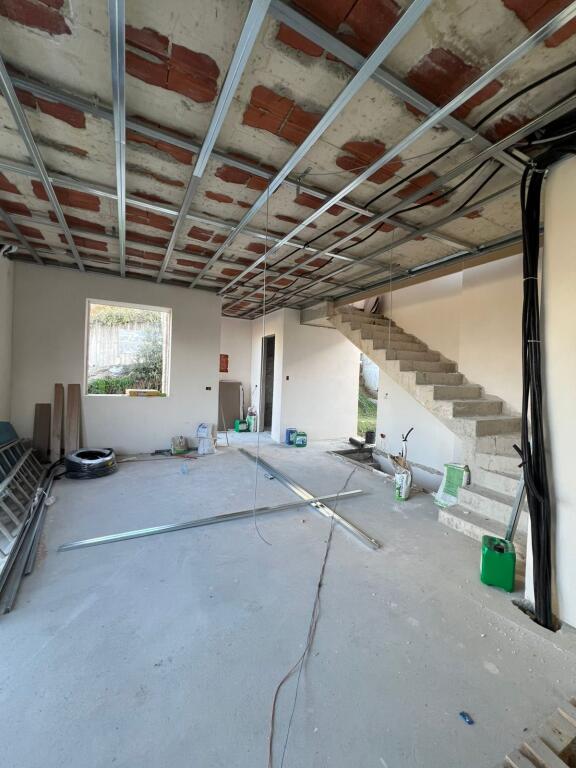 VILE PER QERA TEK ZONA LIQENIT TE THATE