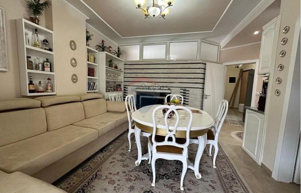 Apartament - Për Shitje - Ish Tregu Elektrik, Tiranë!!!! ID: 530571009-30