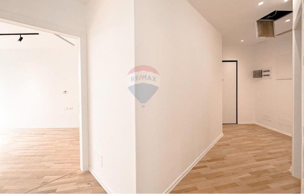 Apartament 2+1+2 - Për Shitje - Lake View, Tiranë ID: 530191062-68