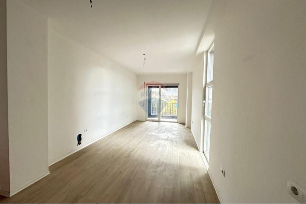 APARTMENT 2+1 FOR SALE IN FRONT OF AMERICAN 3