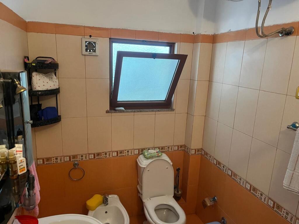 Jepet me qira shtepi private