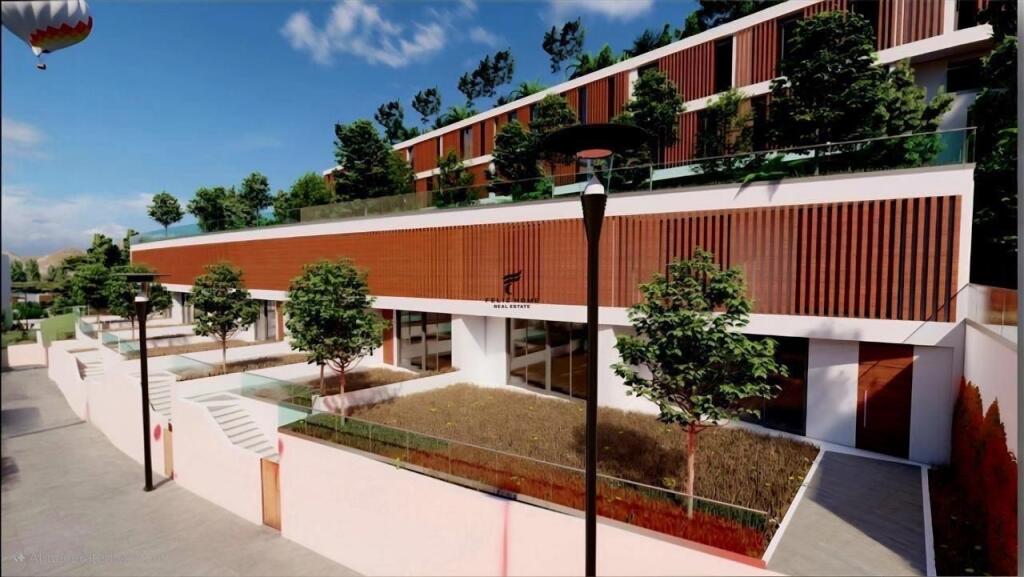 VENDESI APPARTAMENTO DUPLEX LAGO DI FARKE 195.000 EURO