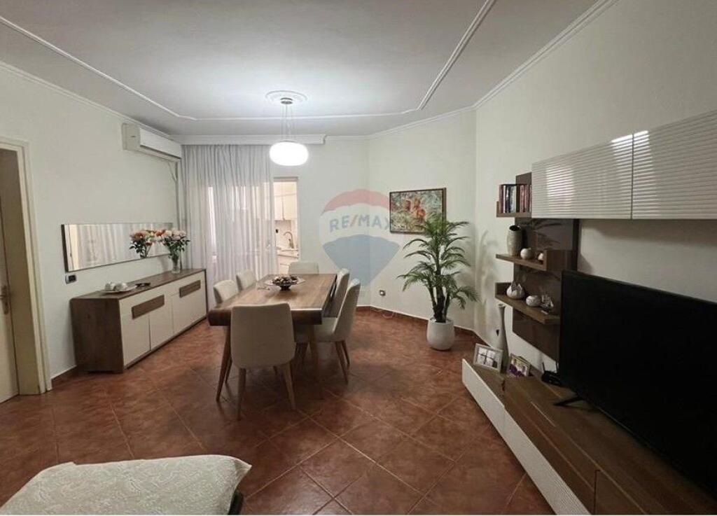 Apartament 2+1 - Për Shitje - Komuna e Parisit, Tiranë!!! ID: 530191068-89