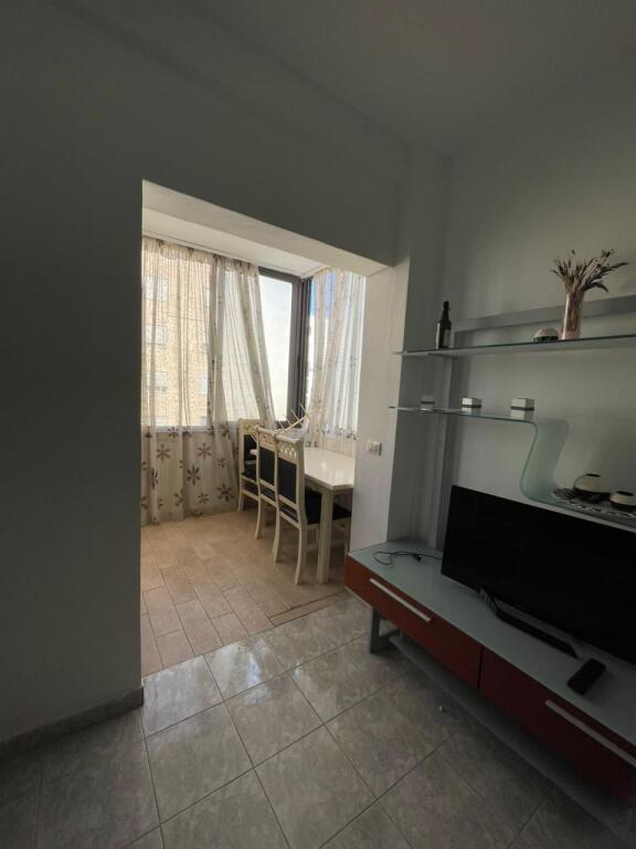 🏡 APARTAMENT ME QERA 2+1 📍Iliria plazh, Durres