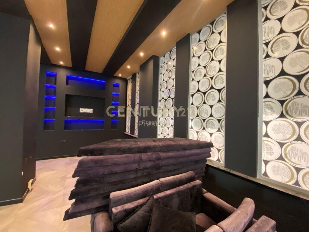 AMBIENT BAR-RESTORANT ME QIRA, I VENDOSUR NE ASTIR, TIRANE! 1,000 € /Muaj Sip. Totale  200m2