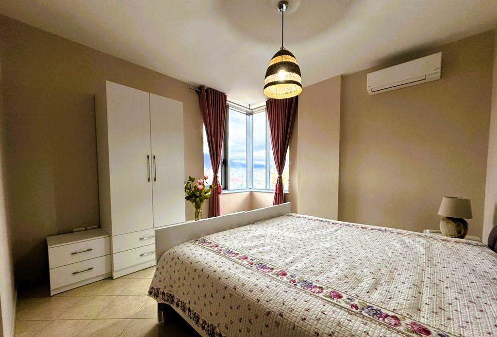 Apartament 2+1 me qira përballë Toptanit!