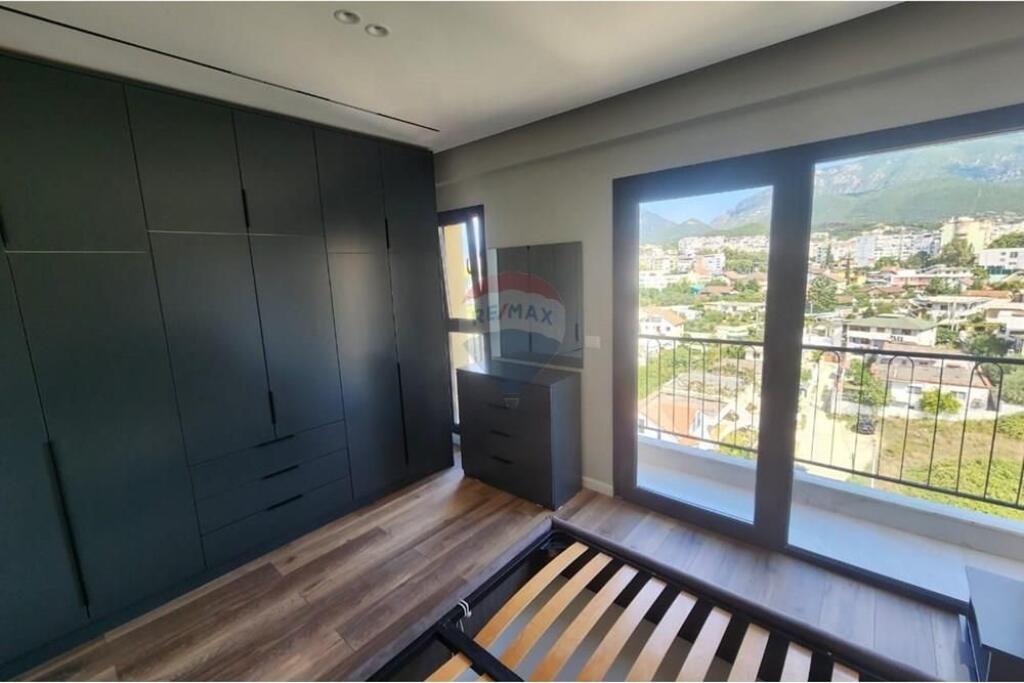 Apartament 2+1 me qira në rrugen Kokonozeve, Kinostudio.