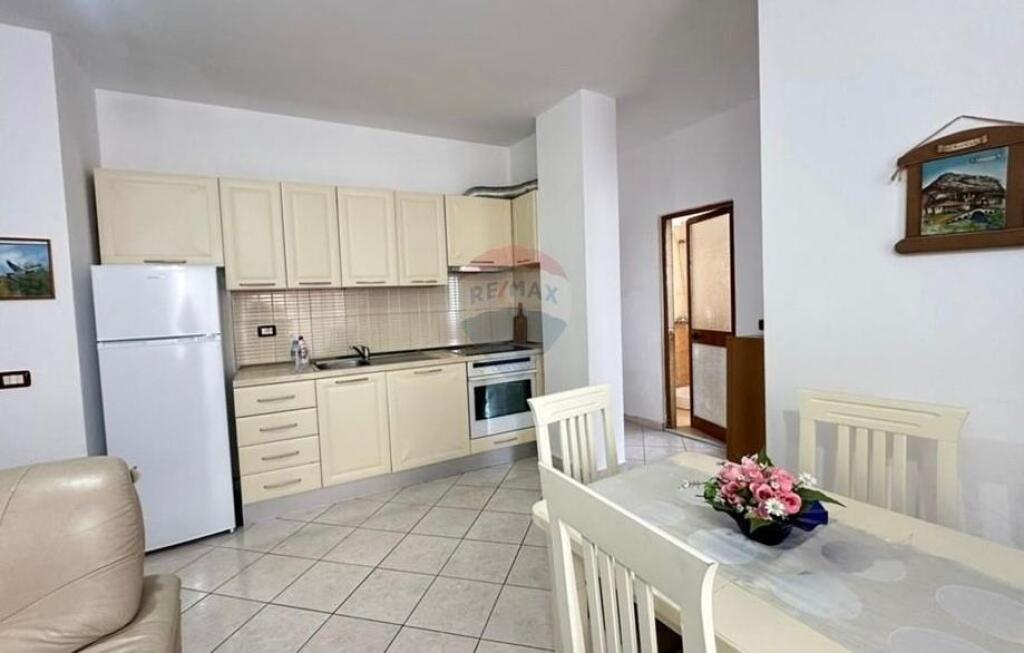 Appartamento 2+1+2 disponibile ad Astir