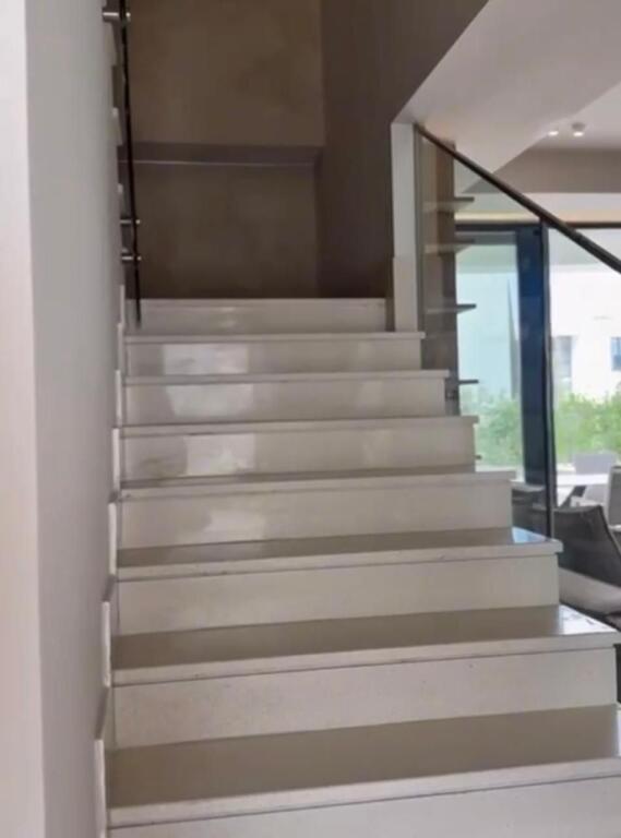 Shitet, Vilë Individuale, Kompleksi "San Pietro", Gjiri i Lalëzit