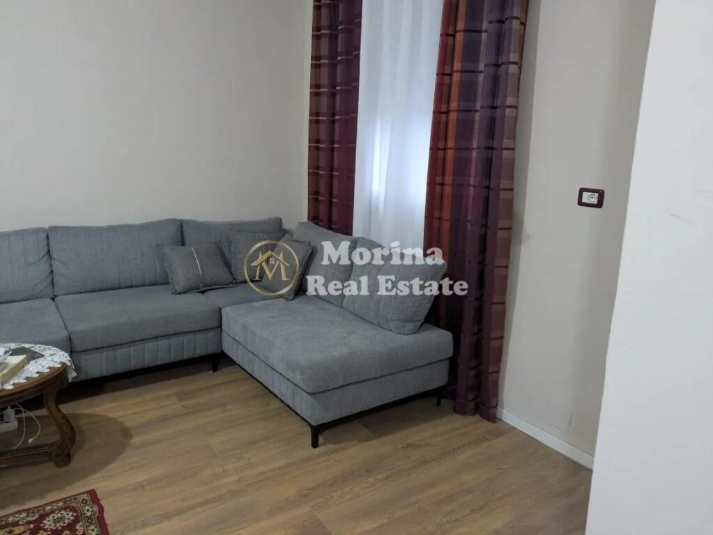 Hyrje private 2+1, Xhamlliku, 450 Euro/Muaj