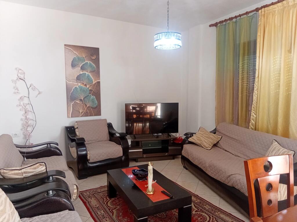 Me qera te Siri Kodra