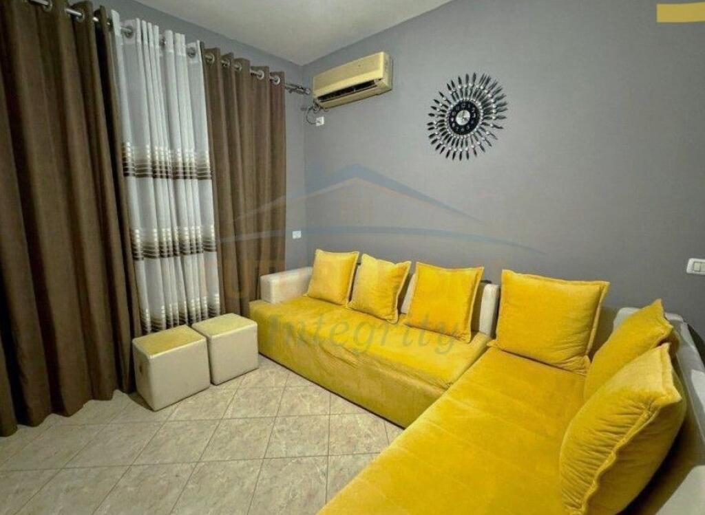 Shitet, Apartament 1+1 – Unaza e Re (pranë Nela 5)