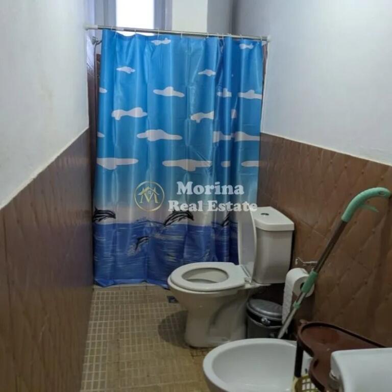 Hyrje private 2+1, Xhamlliku, 450 Euro/Muaj