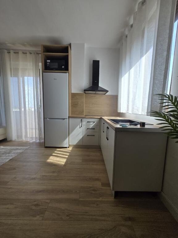 SHITET APARTAMENT 2+1 📍 ANTALYA PLAZH , DURRES