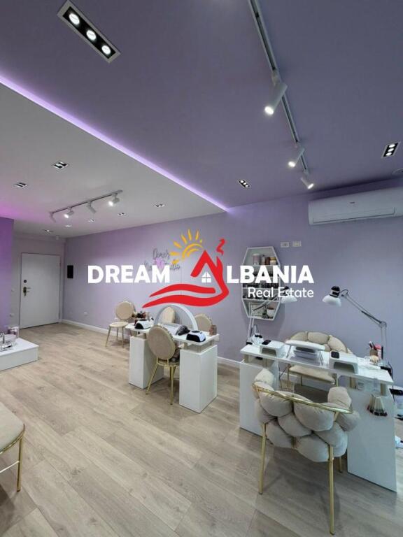 Ambient biznesi me qera , Liqeni i Thate ( ID 42711149)