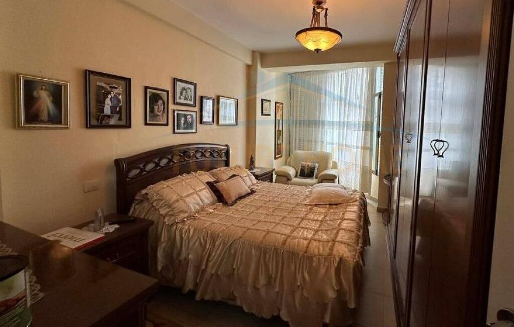 Shitet, Apartament 2+1, Unaza e Re , Tirane