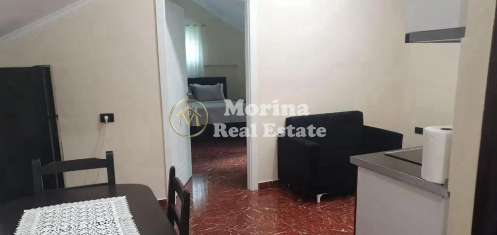 Qera, Vile 5 kateshe, Rruga e Elbasanit, afer Fakultetit Ekonomik, 12600 Euro/Muaj