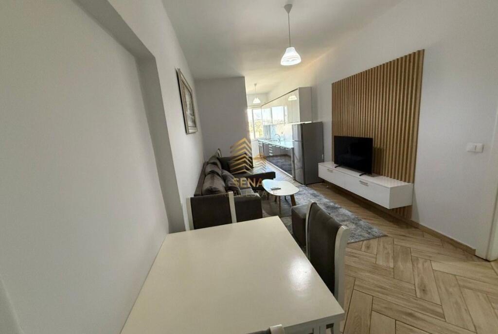 Qira, Apartament, 1+1+blk, Rruga e Dibres, 450 Euro/muaj
