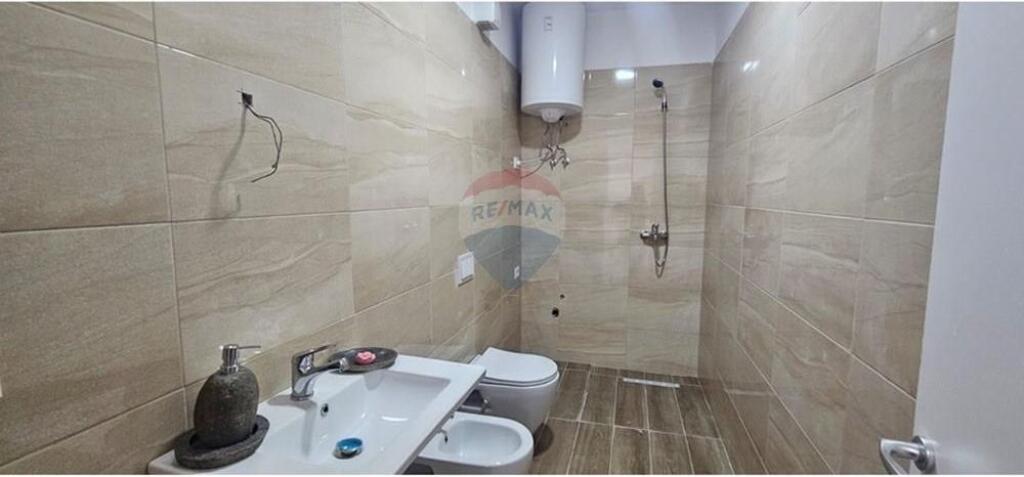 Apartament i ri  Post Parkimi me qira tek Rezidenca Trio Tower, Don Bosko