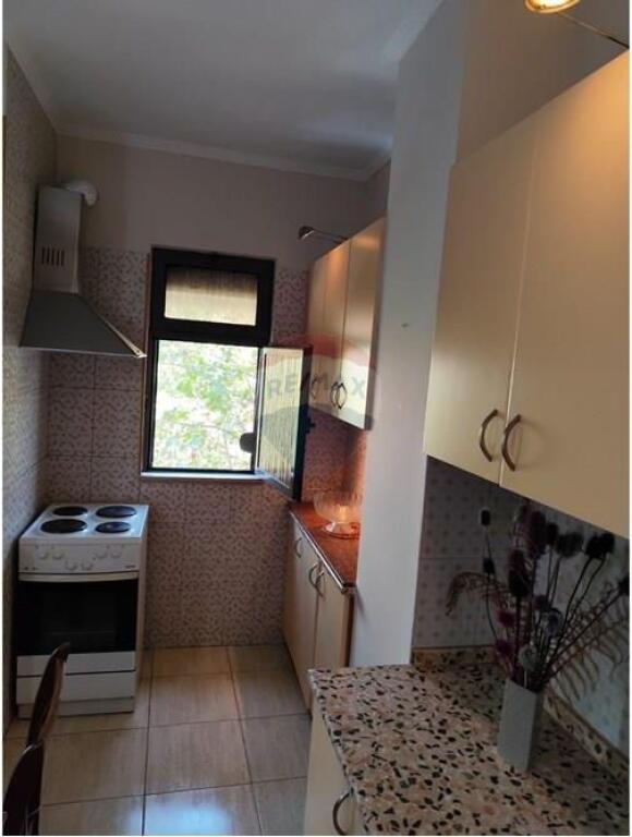 Apartament - Për Shitje - Rruga Ali Demi, Tiranë (ID: 530551001-145)