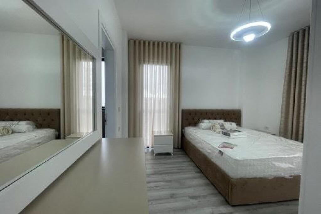 Apartament me qira 2+1 + post parkimi
