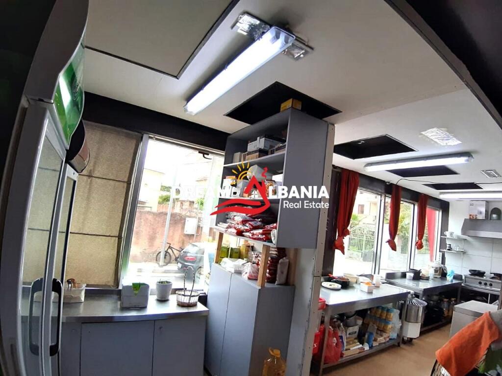 Bar-Ristorante in vendita a Lapraka, vicino a Kupola, a Tirana (ID 4171464)