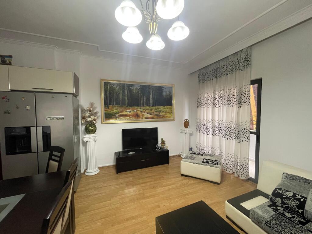 Jepet me qera apartament 2+1 ne Don Bosko.