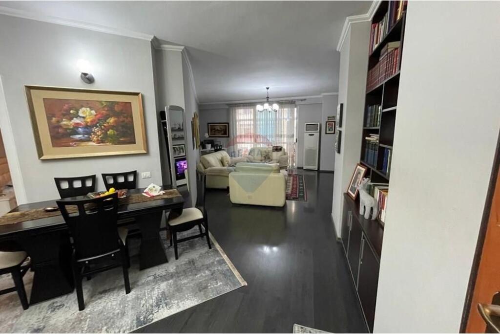 Shitet apartament 2+1, Astir