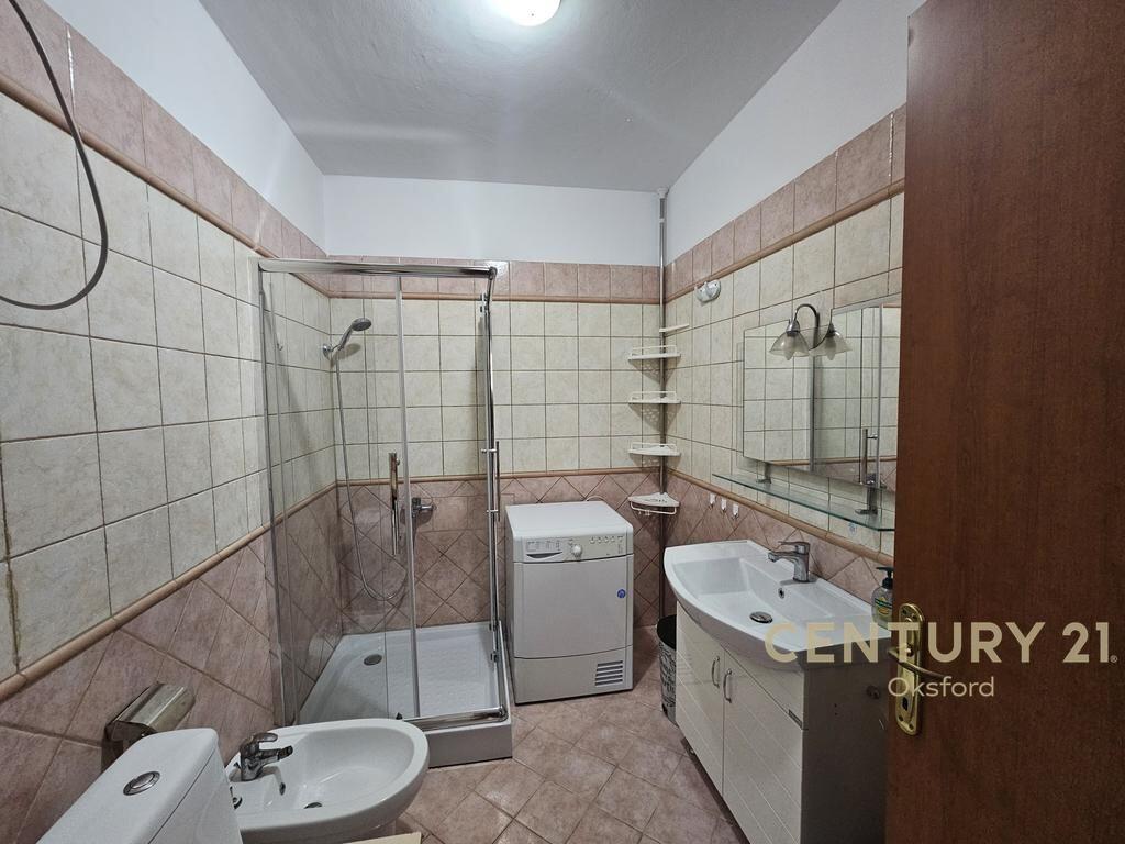 APARTAMENT 3+1+2 PER QIRA KOMUNA E PARISIT TE KIKA 1!