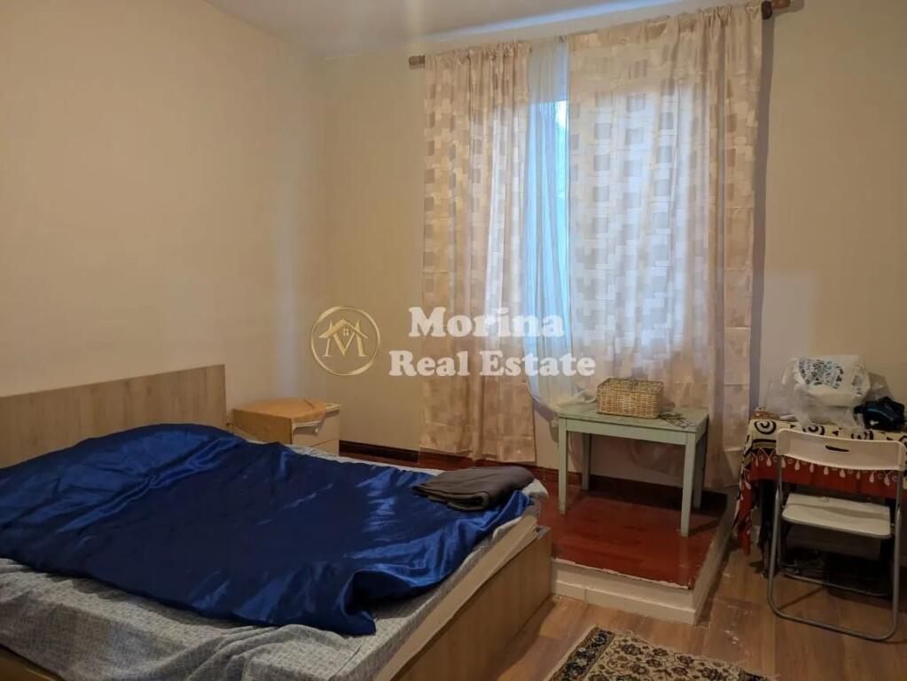 Hyrje private 2+1, Xhamlliku, 450 Euro/Muaj
