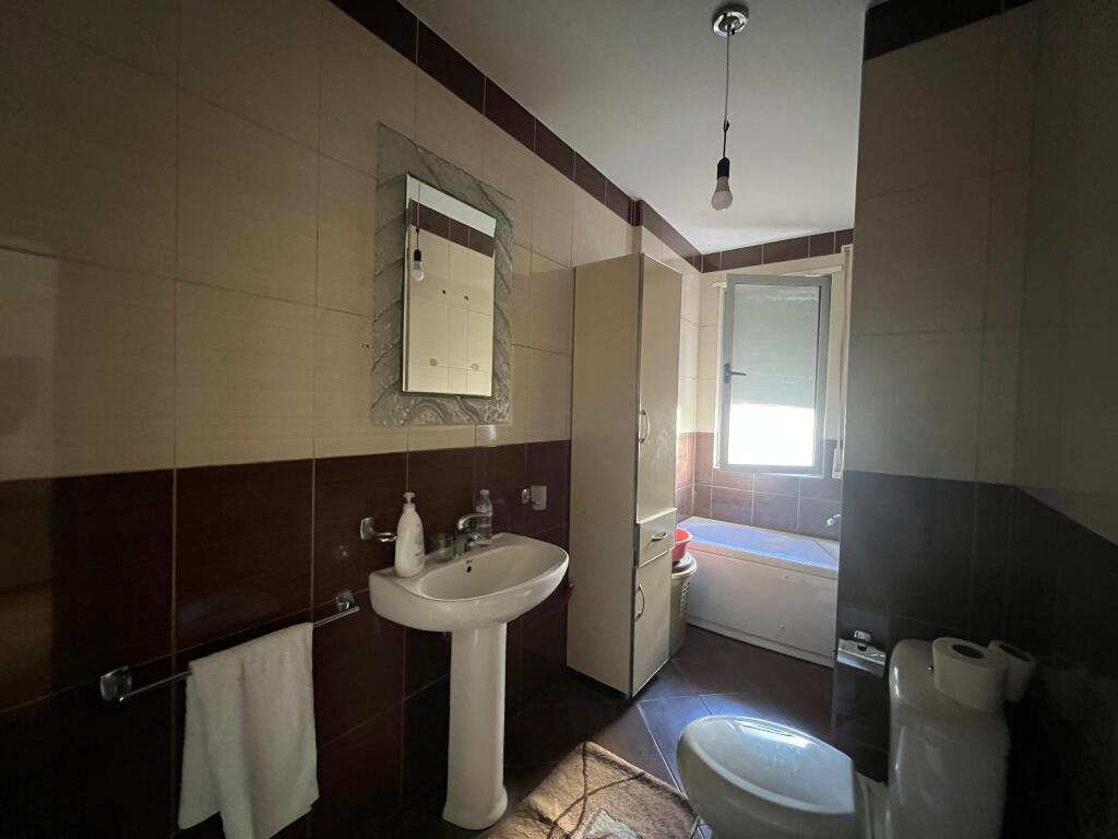 Apartament 1+1 me Qira, Rruga e Thesarit te Shtetit