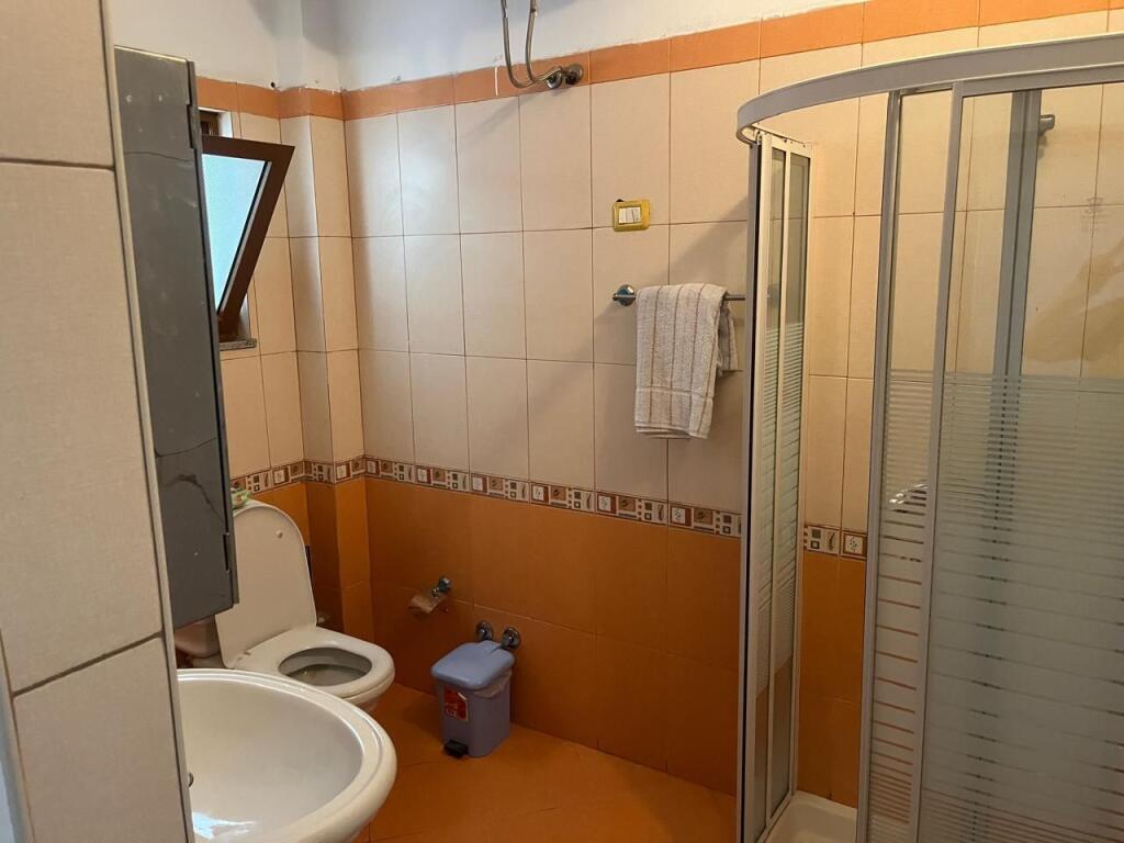 Jepet me qira shtepi private