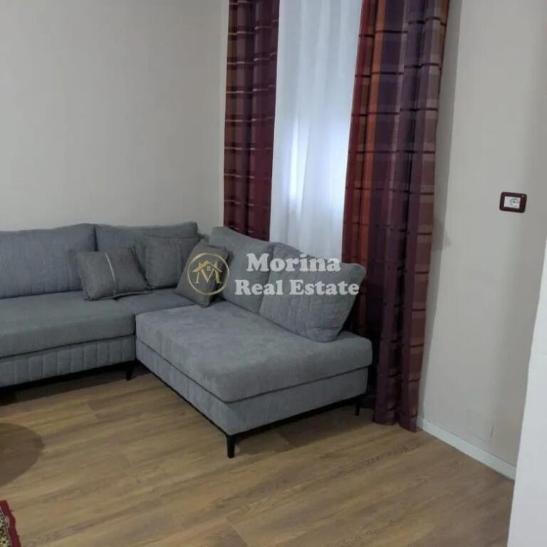 Hyrje private 2+1, Xhamlliku, 450 Euro/Muaj