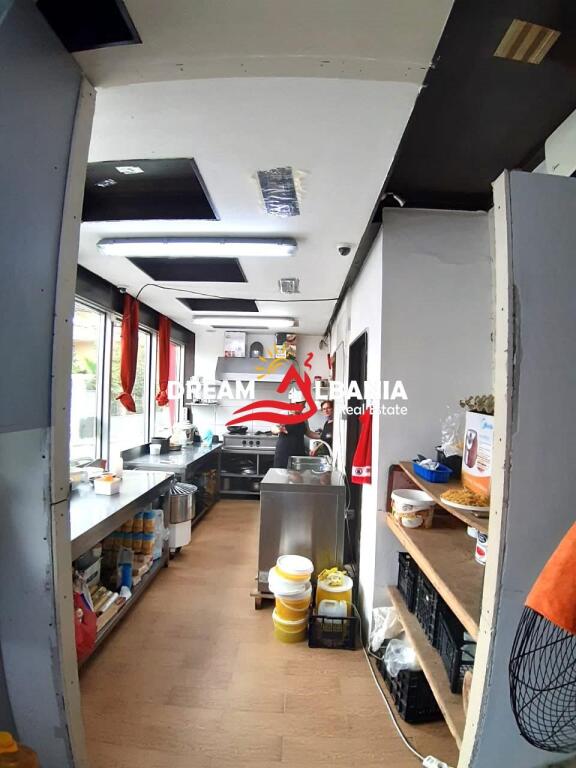 Bar-Ristorante in vendita a Lapraka, vicino a Kupola, a Tirana (ID 4171464)