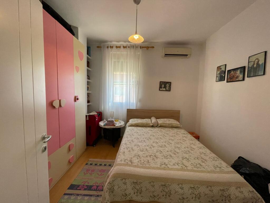 Apartament 2+1 per shitje tek Kodra e Diellit.