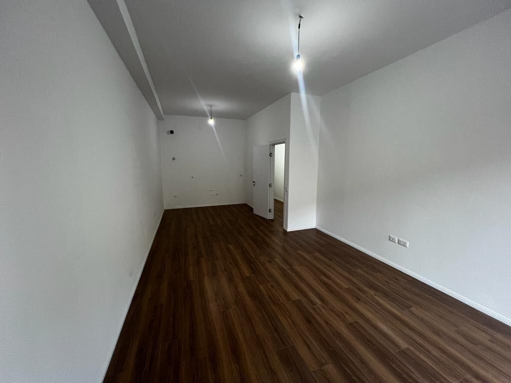 Ufficio in affitto presso la Farmacia 10