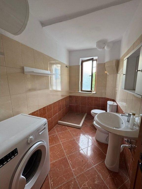 Jepet me qira apartament 2+1 ne zonen e Oxhakut !!! 450 € /Muaj