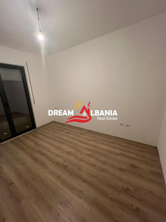 Apartament 2+1+2+Post Parkimi Ne Shitje Ne Kinostudio (ID 41212126)