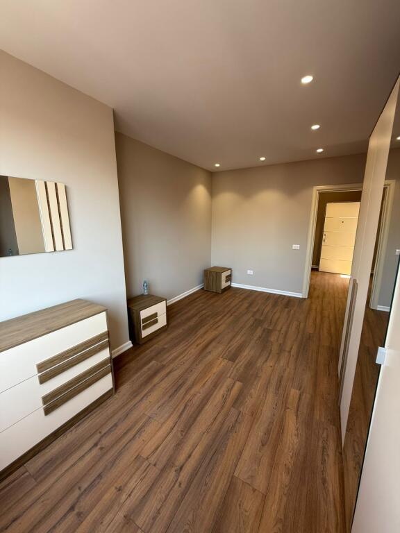 Shitet 2+1 ME KREDI ne ASTIR