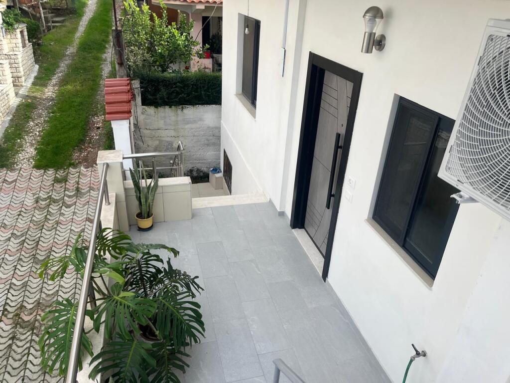 Jepet me qira shtepi private