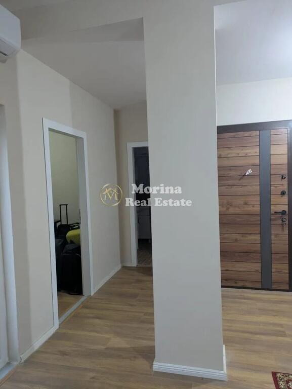 Hyrje private 2+1, Xhamlliku, 450 Euro/Muaj
