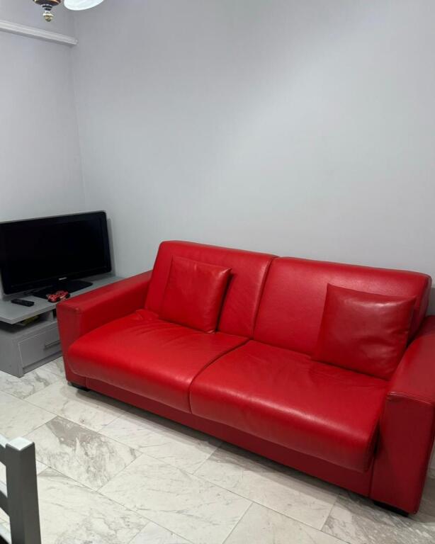 APARTAMENT 1+1 ME QIRA – RRUGA “MIHAL POPI”  (AFËR STADIUMIT DINAMO)